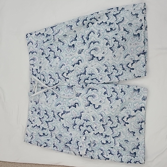 OLD NAVY Swim Trunks XXL Velcro pocket White & Blue - Picture 2 of 7